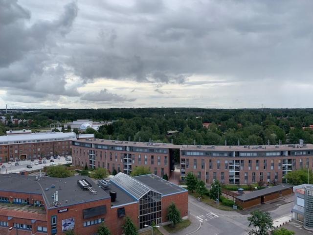 Modern One Bedroom City Apartment Nearby Airport Vanda Exteriör bild